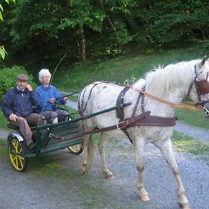 Au Fief Des Amis Du Mont Bed and breakfast