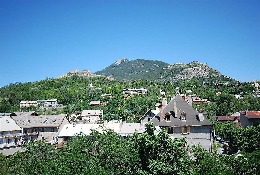 Hotel De Paris Briancon